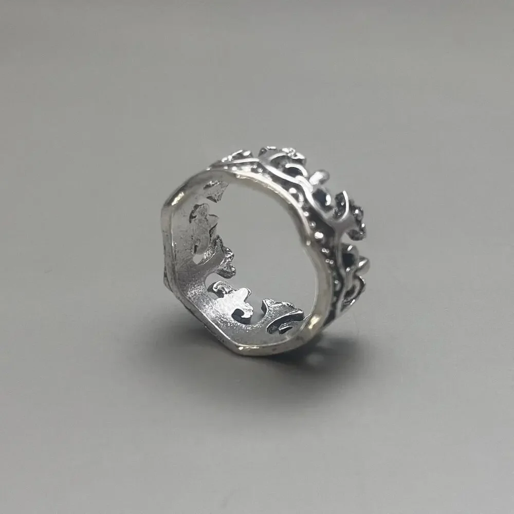 Vintage Silver Gothic Crown Ring – Size 8, Unisex, Brand New